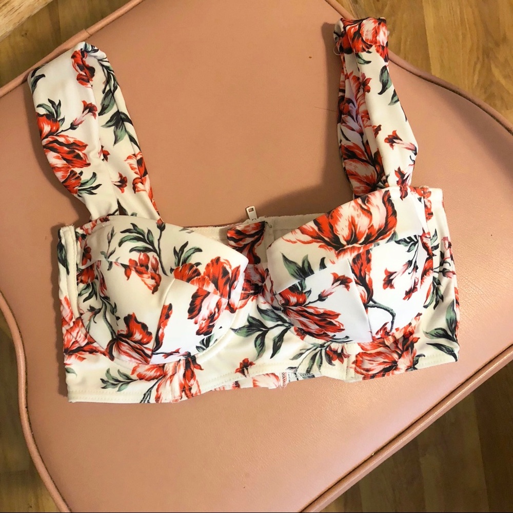 ASOS 32E bikini top